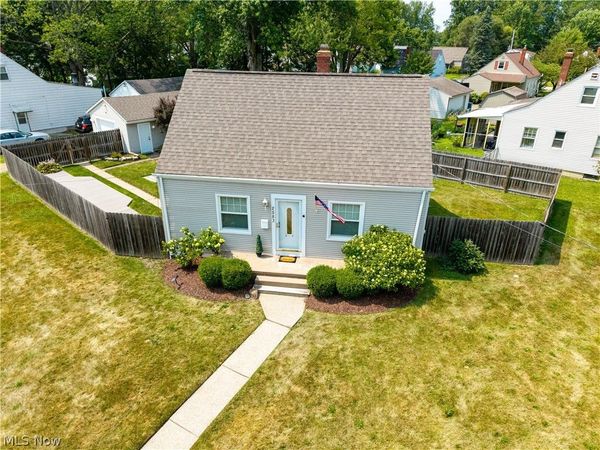 2583 E 38th Street , Lorain, OH 44055