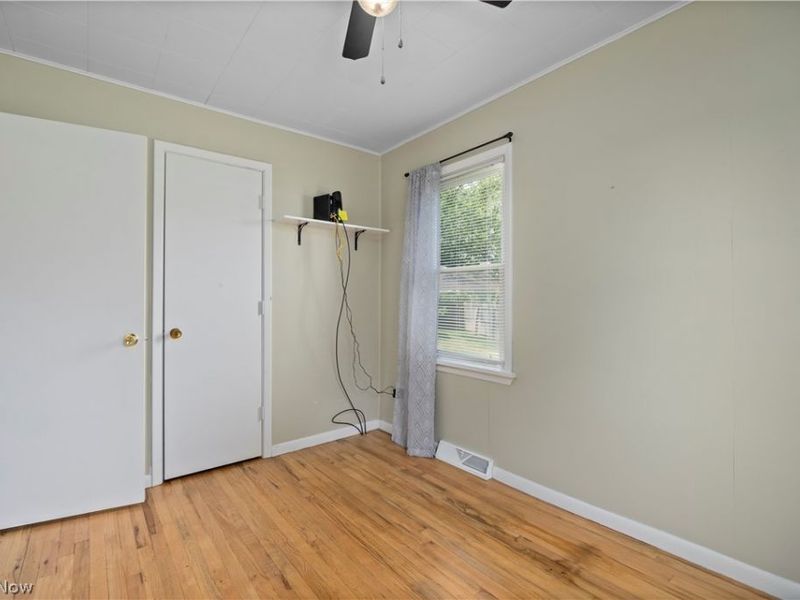2583 E 38th Street, Lorain, OH 44055 Photo 21