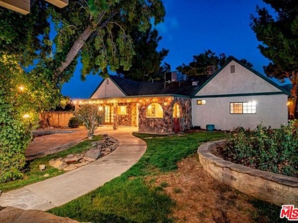 4725 W Avenue M6 , Lancaster, CA 93536