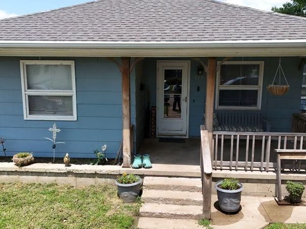 517 Kentucky Street, St Joseph, MO 64504