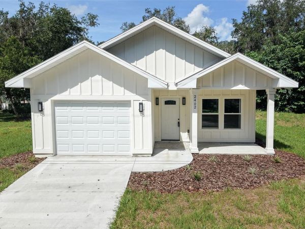 2402 NE 70TH STREET, GAINESVILLE, FL 32609