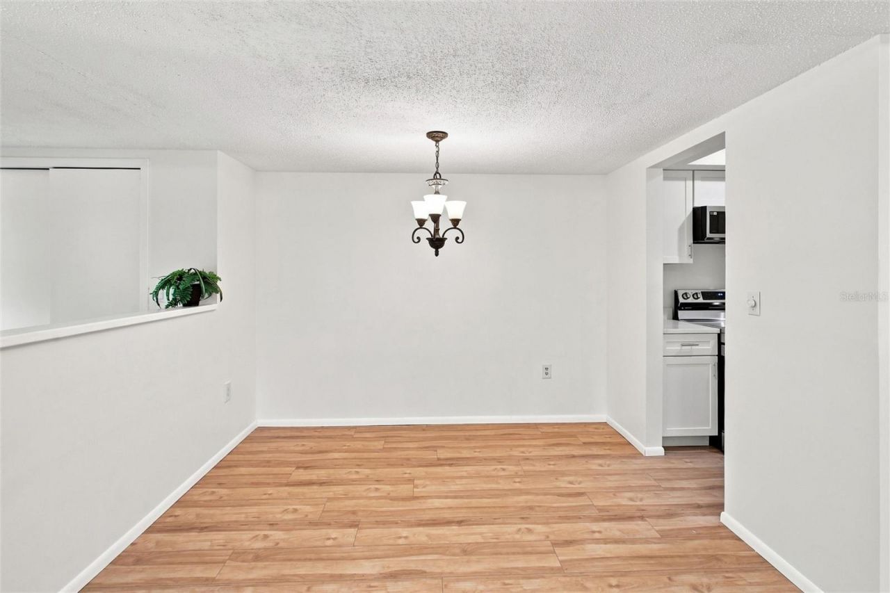 6947 Woodwind Drive, Unit 77, Sarasota, FL 34231 Photo