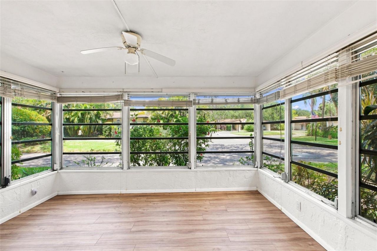 6947 Woodwind Drive, Unit 77, Sarasota, FL 34231 Photo