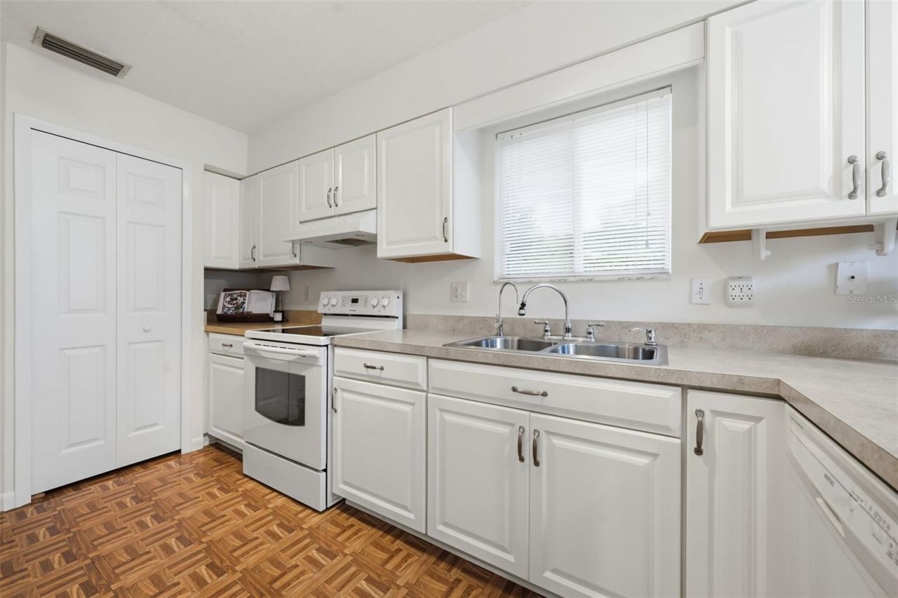 2664 Mcdonald Terrace , Mount Dora, FL 32757 Photo