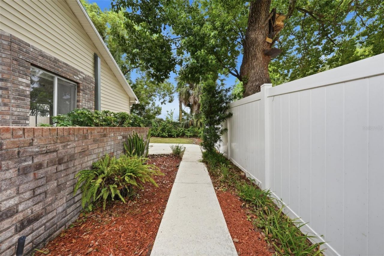 2664 Mcdonald Terrace , Mount Dora, FL 32757 Photo