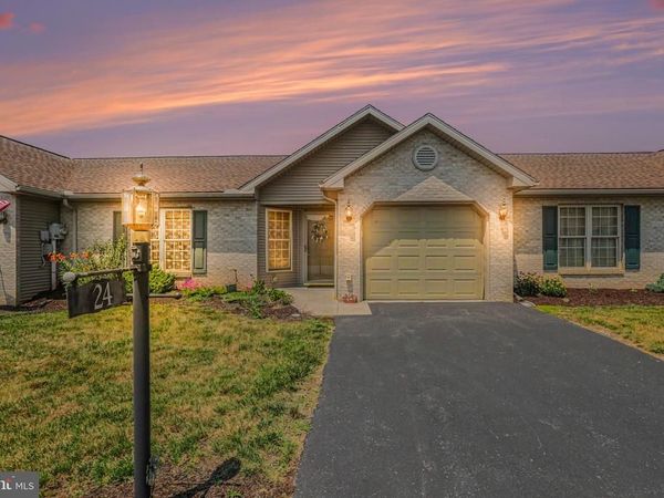 24 MEL RON CT , CARLISLE, PA 17015