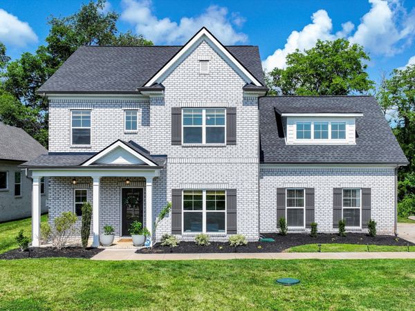1107 Owen Layne Dr , Murfreesboro, TN 37129