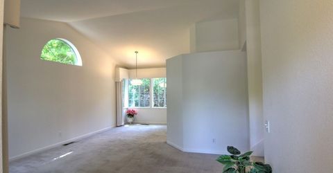 995 Leah Circle, Reno, NV 89511 Photo