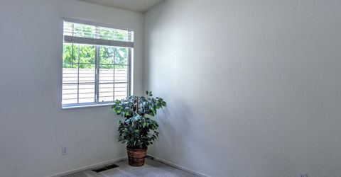 995 Leah Circle, Reno, NV 89511 Photo