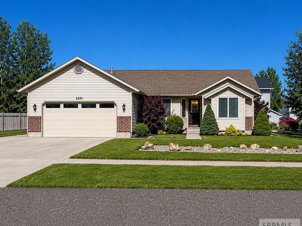 2221 Frontier Drive, IDAHO FALLS, ID 83406