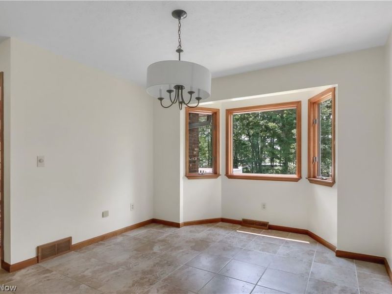 11785 Arbor Glen Drive, Chardon, OH 44024 Photo 10