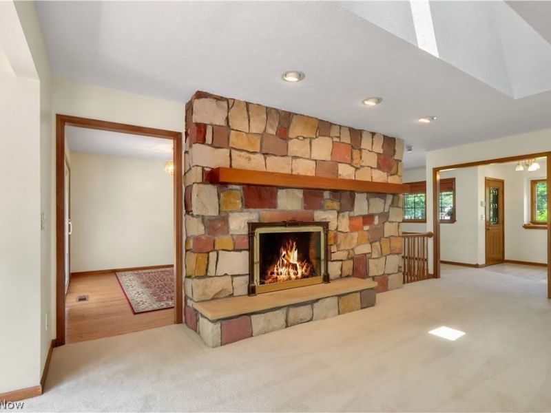 11785 Arbor Glen Drive, Chardon, OH 44024 Photo 14