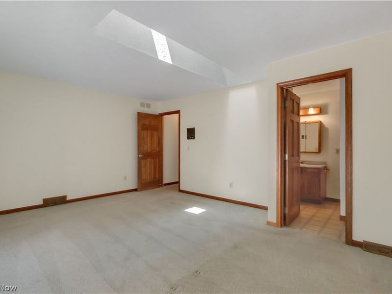 11785 Arbor Glen Drive, Chardon, OH 44024 Photo 17