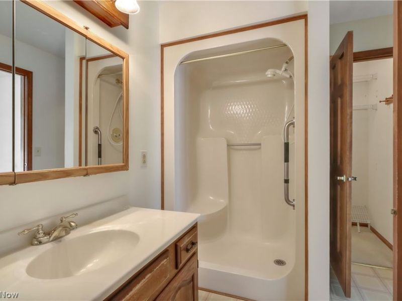 11785 Arbor Glen Drive, Chardon, OH 44024 Photo 20