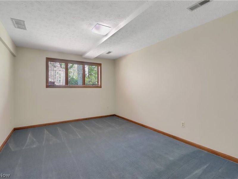 11785 Arbor Glen Drive, Chardon, OH 44024 Photo 30