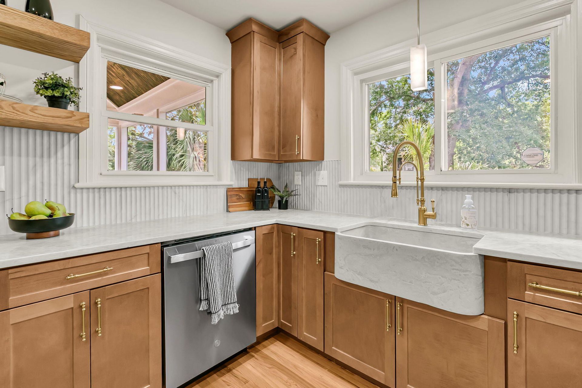 161 Gordon Street Photo 12