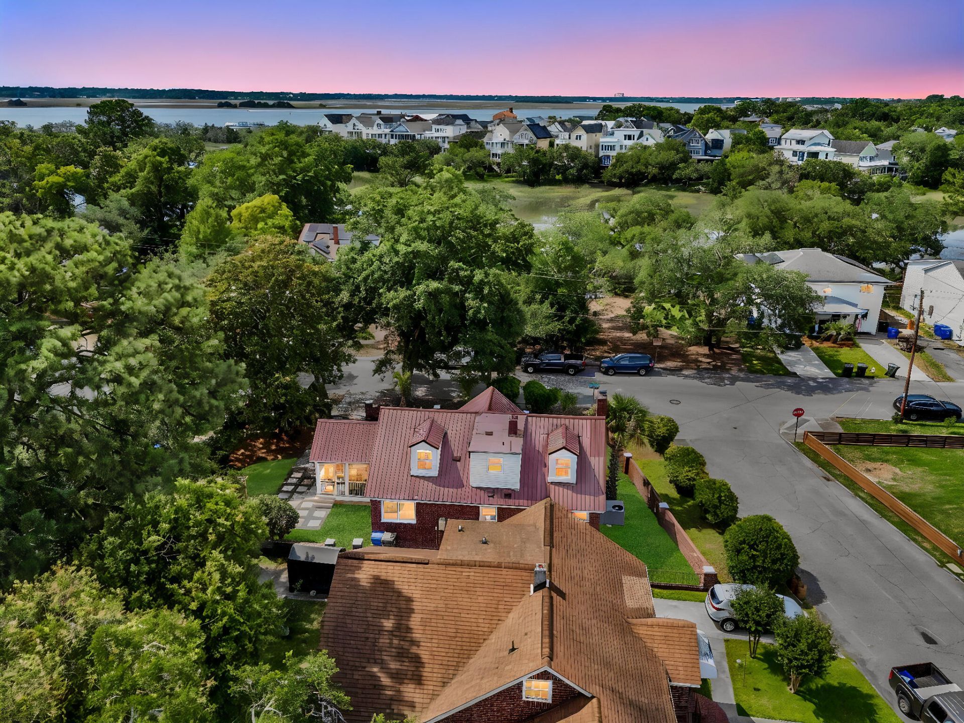 161 Gordon Street Photo 42