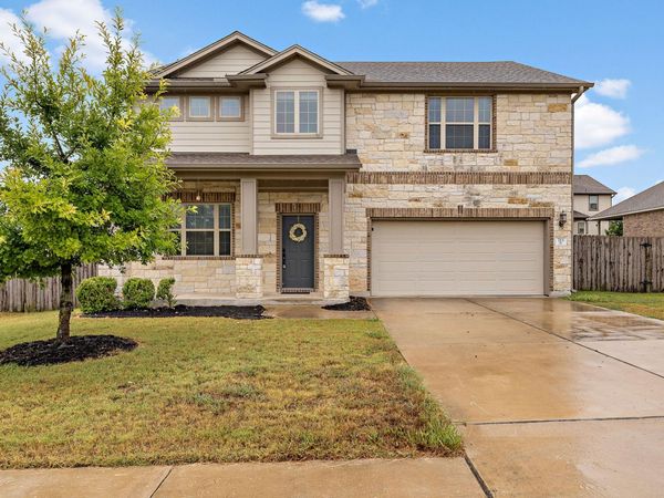 713 Carillion DR , Pflugerville, TX 78660