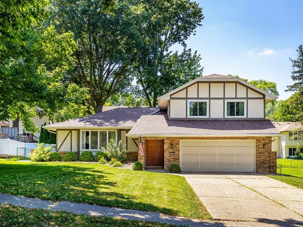 3708 SW 29th Street, Des Moines, IA 50321