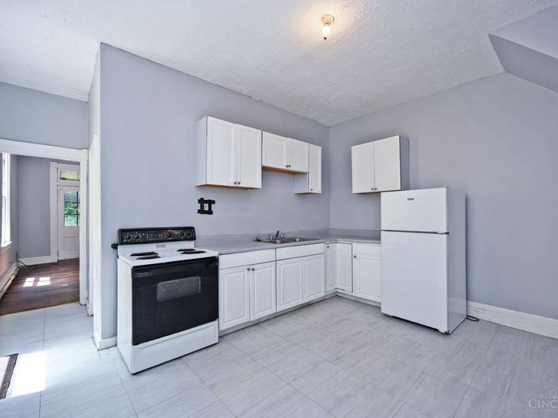 3918 Tappan Avenue, Cincinnati, OH 45223 Photo 7
