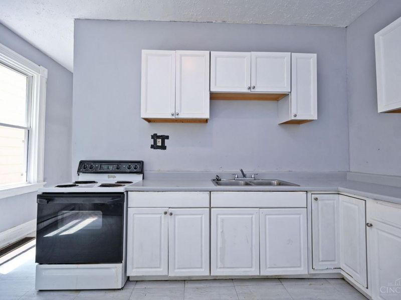 3918 Tappan Avenue, Cincinnati, OH 45223 Photo 8