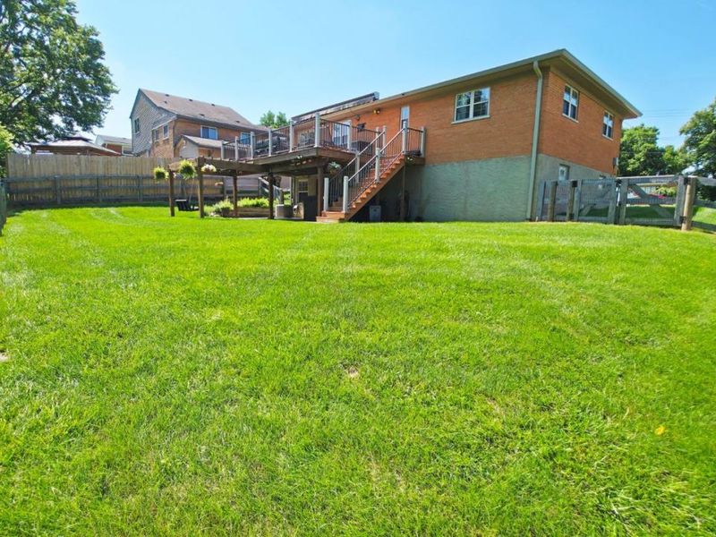 4142 Clearpoint Drive, Green Township, OH 45247 Photo 6