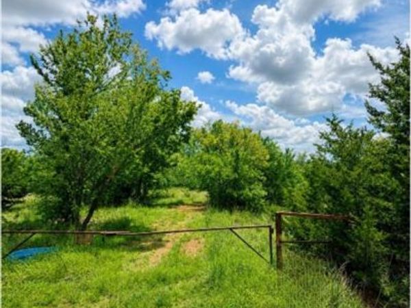 1441 County Street 2964 , Blanchard, OK 73010