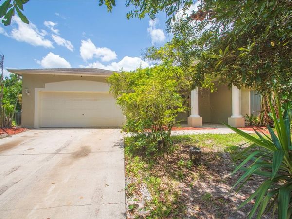 4655 52ND Avenue, Vero Beach, FL 32967