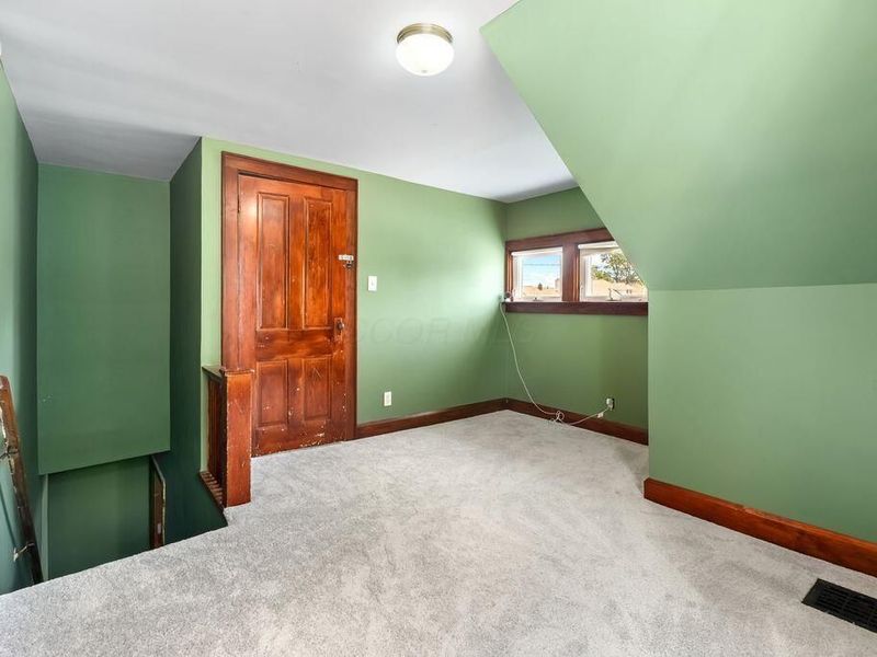 2734 Ridge Avenue , Columbus, OH 43204 Photo 15