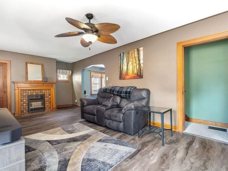 2734 Ridge Avenue , Columbus, OH 43204 Photo 7