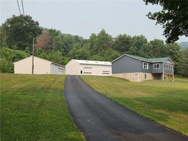 6180 State Route 415, Savona, NY 14879