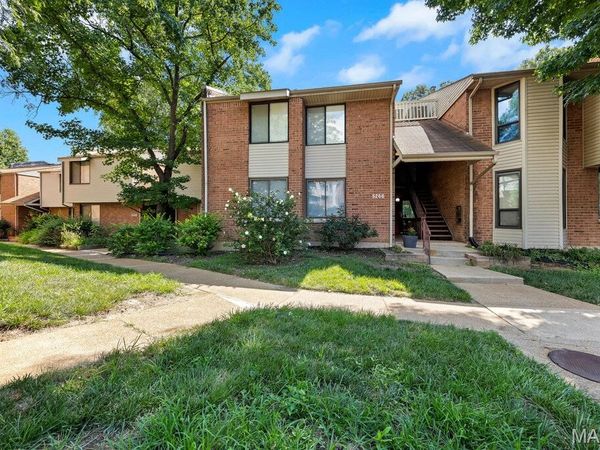 5266 Cedarstone Court , Unit D, St Louis, MO 63129