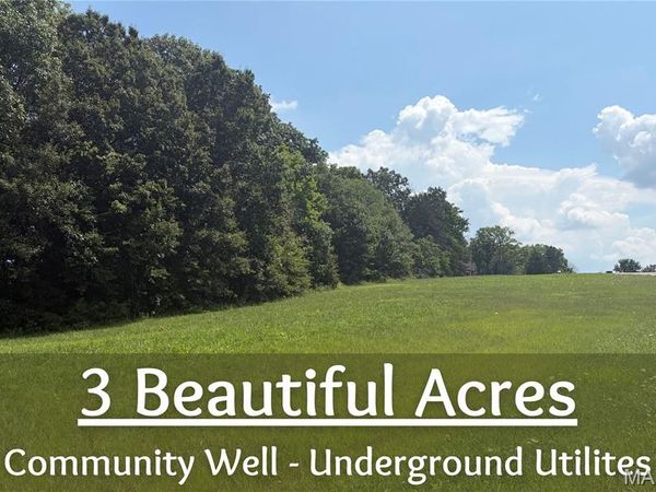100 Summers Drive , Hawk Point, MO 63349