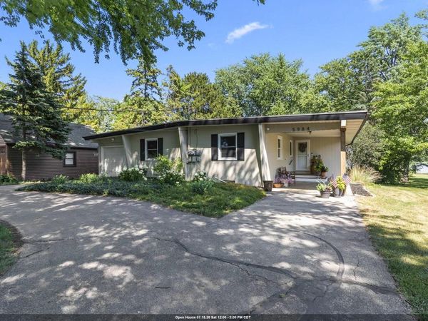 5984 LAKE ROAD, Oshkosh, WI 54902