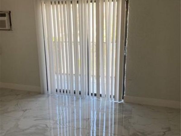 830 Wiggins Pass RD , Unit 10, NAPLES, FL 34110