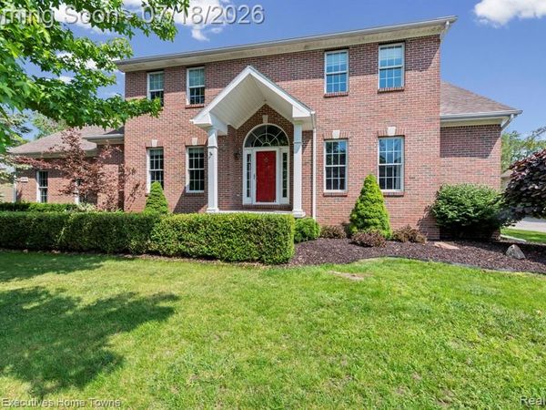 3276 Shorewood Avenue, Fort Gratiot Twp, MI 48059