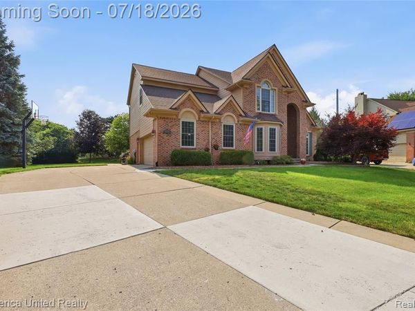 16724 Abby Circle, Northville Twp, MI 48168