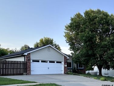 3322 Canyon Road, Lincoln, NE 68516