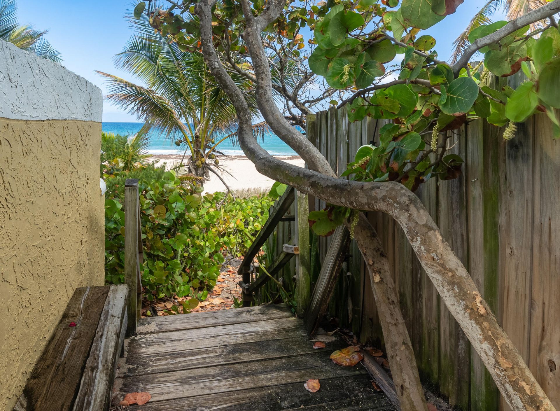 205 Coral Road, Unit 4, Boynton Beach, FL 33435 Photo