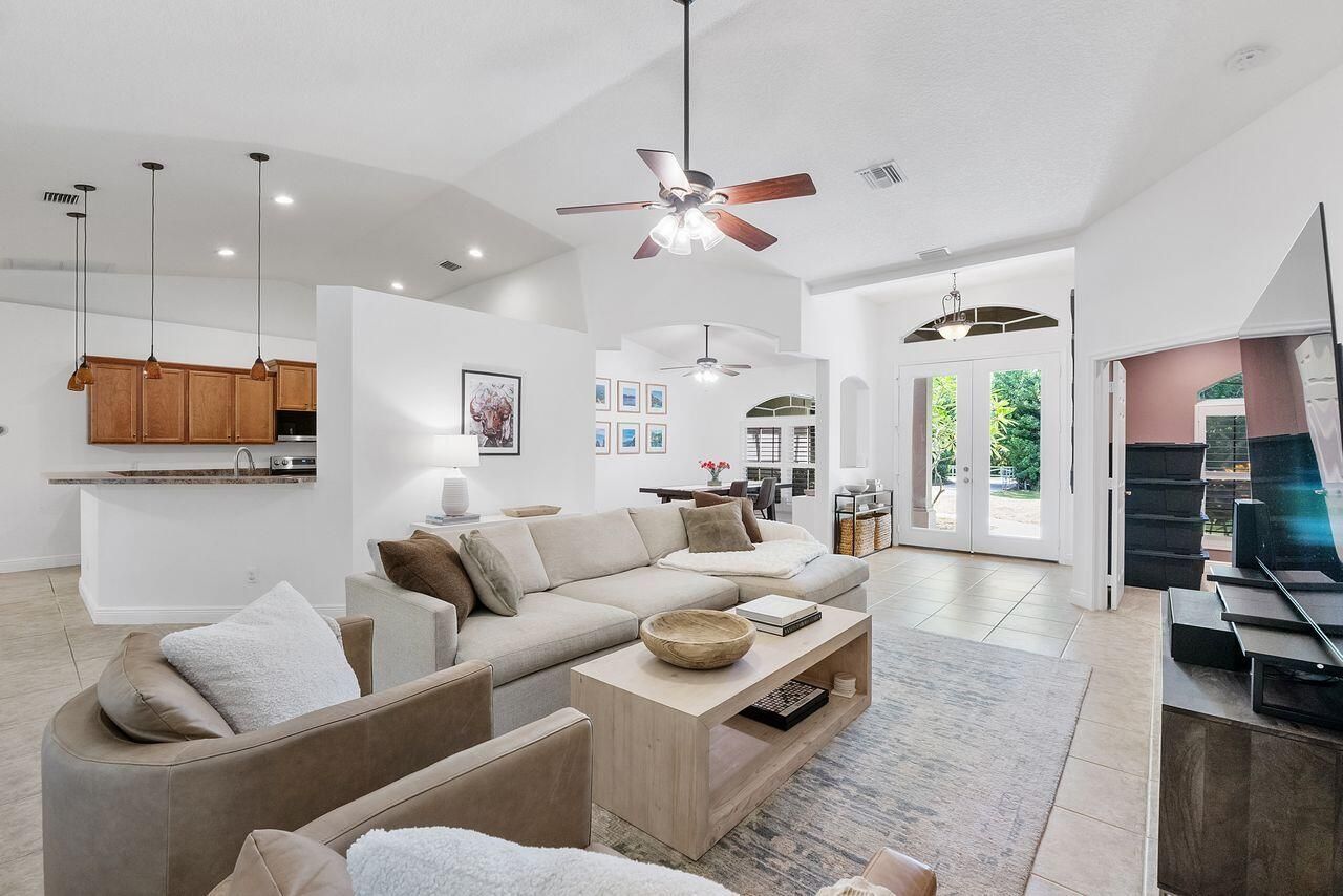 9608 Mockingbird Trail, Jupiter Farms, FL 33478 Photo