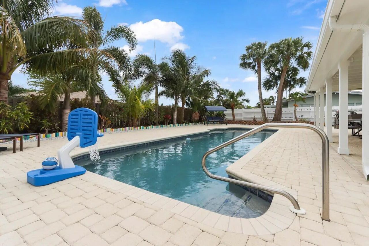 608 Malabar Avenue, Fort Pierce, FL 34949 Photo