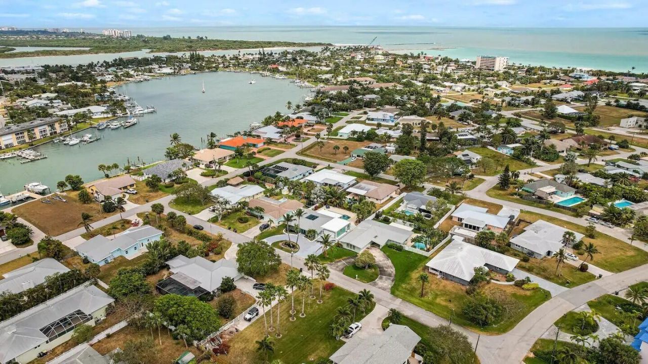 608 Malabar Avenue, Fort Pierce, FL 34949 Photo