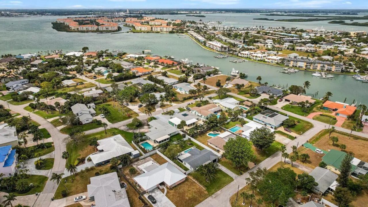 608 Malabar Avenue, Fort Pierce, FL 34949 Photo
