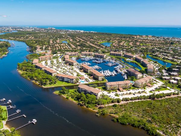 2001 Marina Isle Way, Unit 203, Jupiter, FL 33477