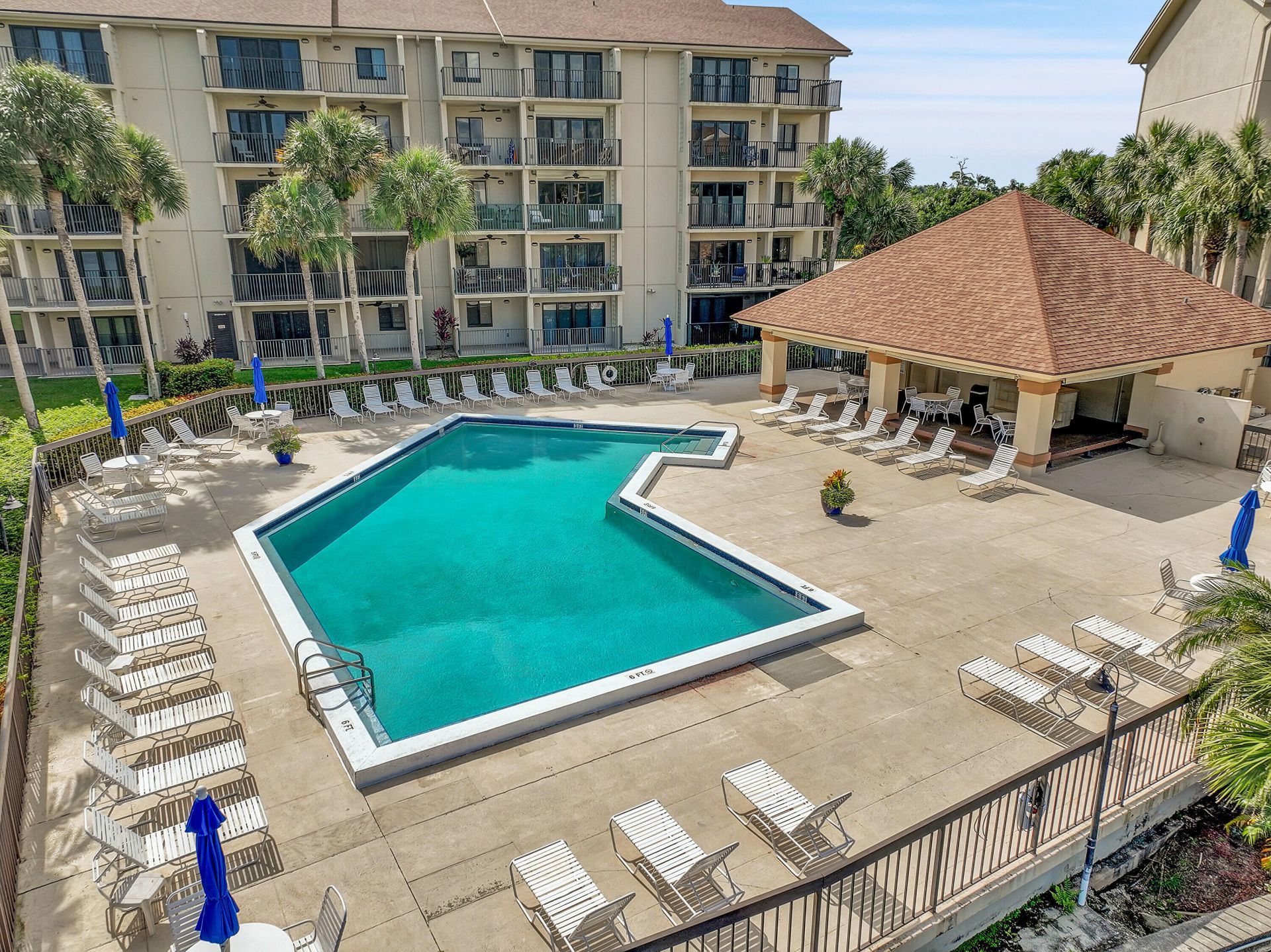 2001 Marina Isle Way, Unit 203, Jupiter, FL 33477 Photo