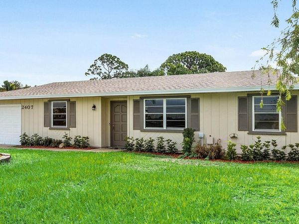 2407 SE MARIUS Street, Port St. Lucie, FL 34952