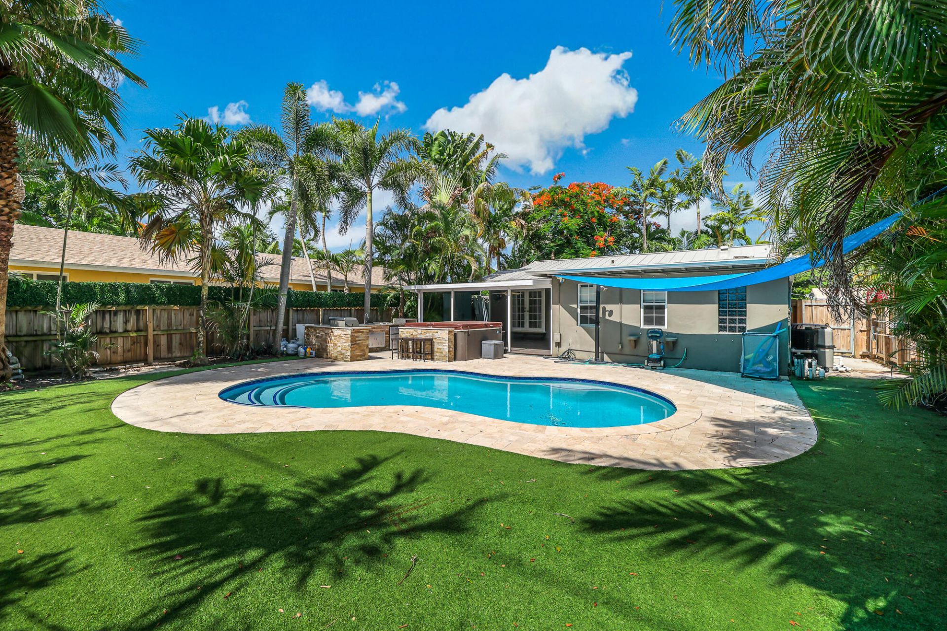 1432 NE 2nd Avenue, Fort Lauderdale, FL 33304 Photo