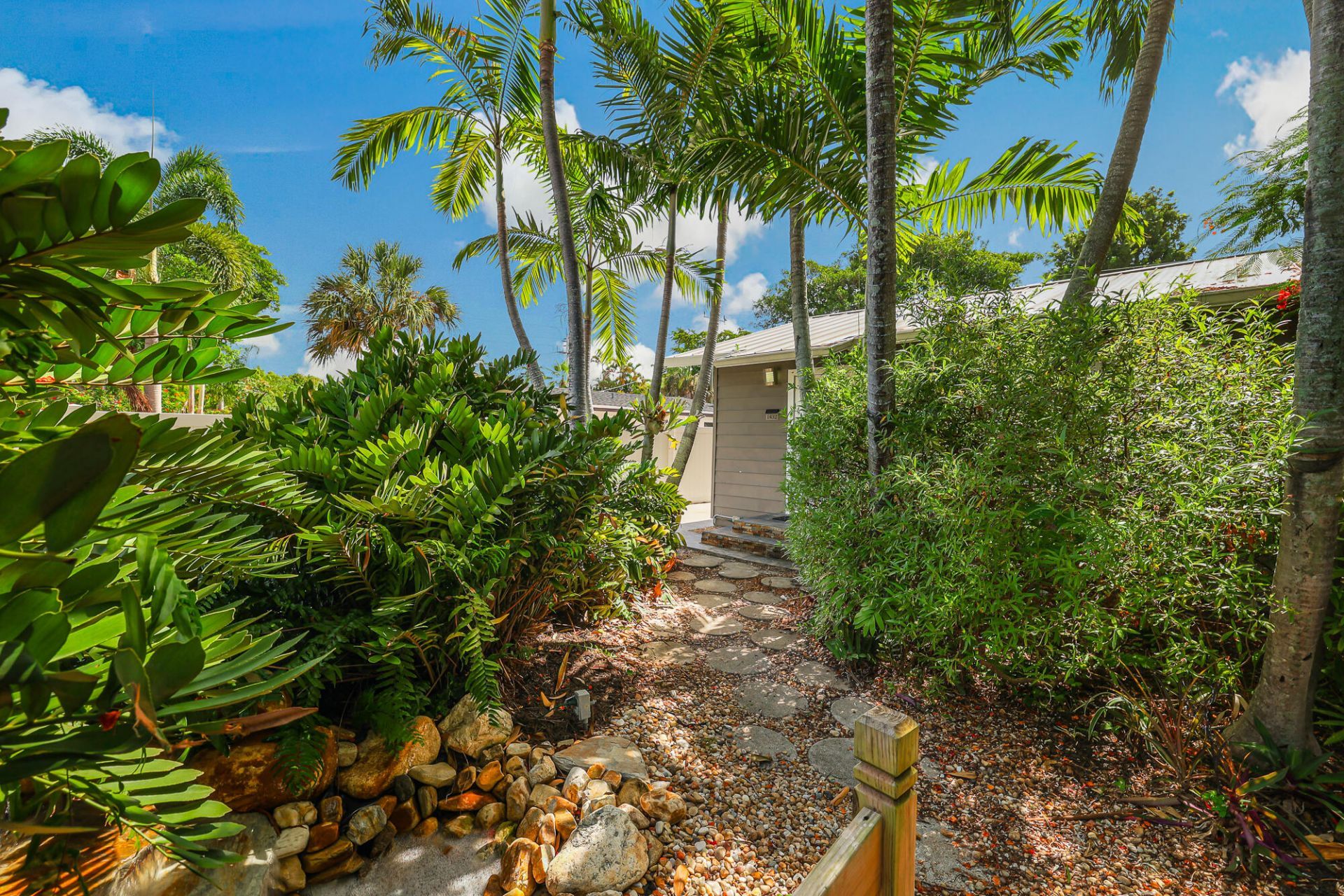 1432 NE 2nd Avenue, Fort Lauderdale, FL 33304 Photo