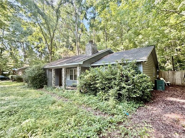 914 N Confederate Drive , Macon, GA 31220