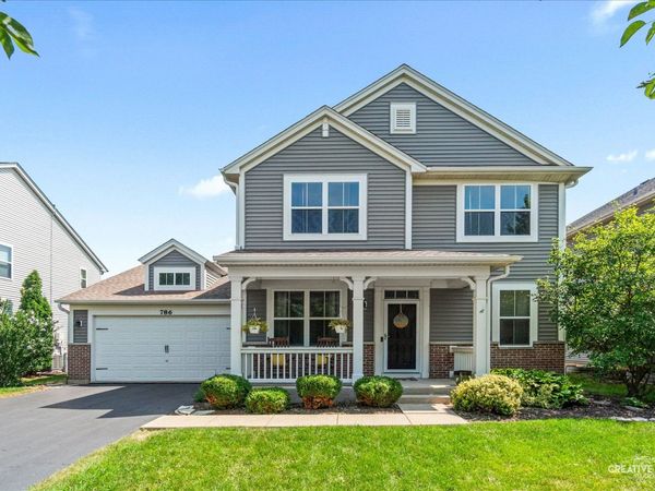786 Bonaventure Drive, Oswego, IL 60543
